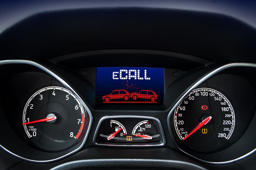 Le bouton eCall sur les voitures neuves – AMV Le Blog