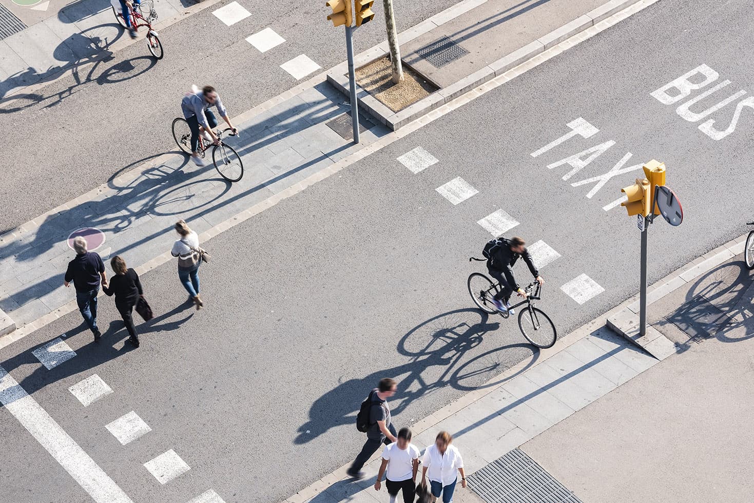 Comment la transformation des espaces de circulation urbains pousse peu à peu la voiture en dehors des villes ?